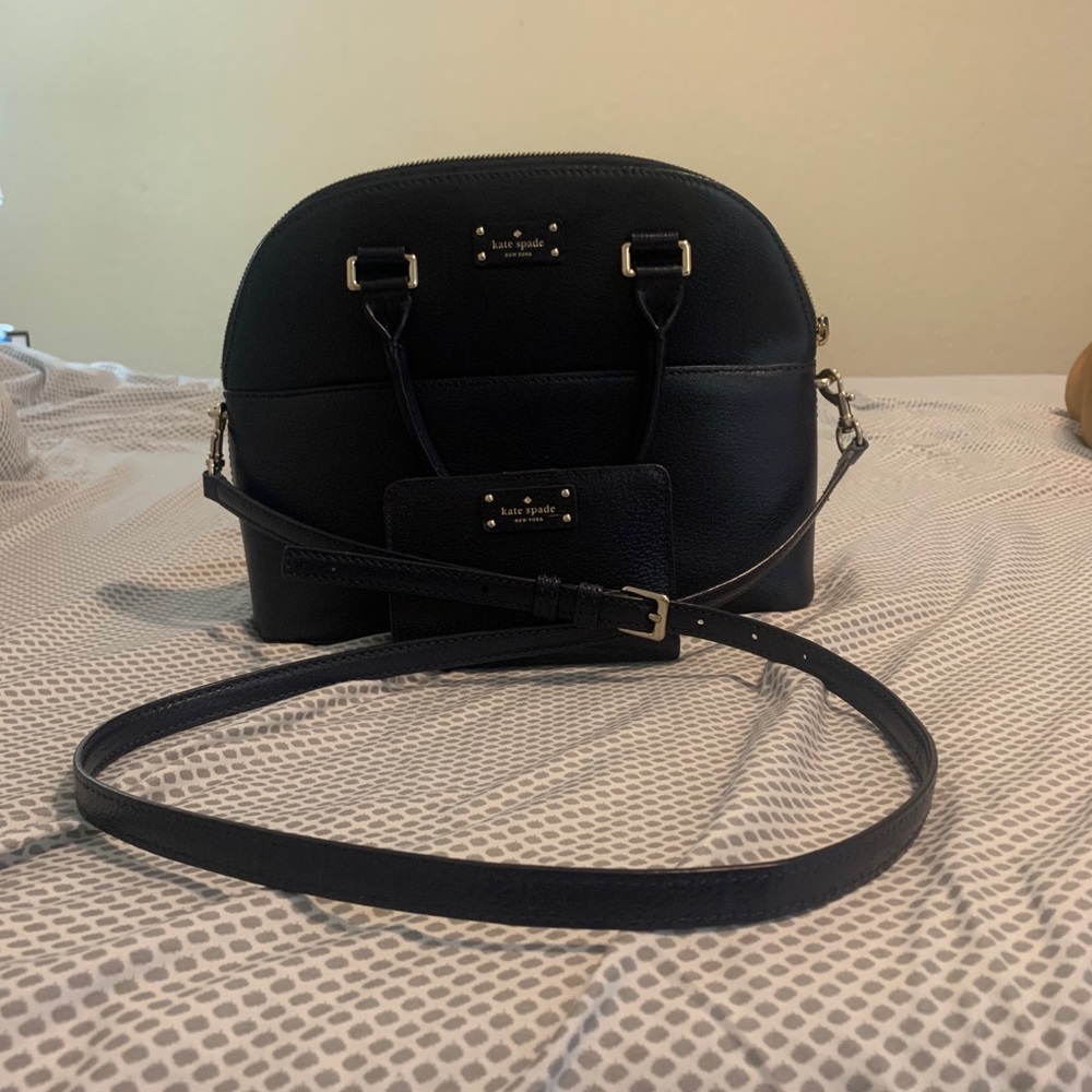 Navy Kate Spade purse and wallet